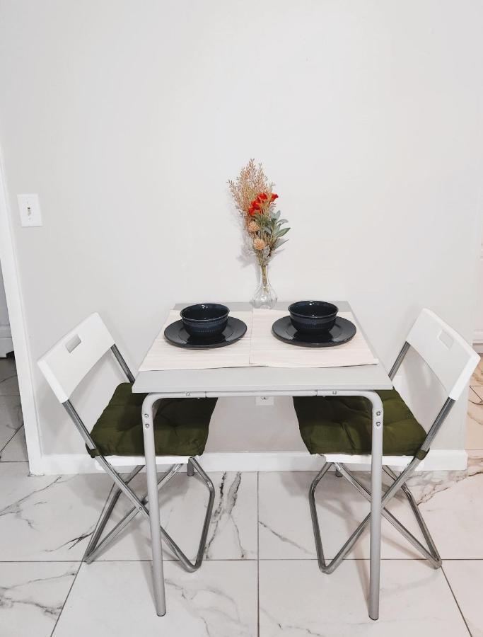 Adorable Mini Suite In Tampa Exteriör bild