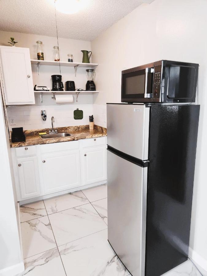Adorable Mini Suite In Tampa Exteriör bild